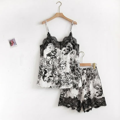 Vintage-Set aus Trägertop und Shorts mit floraler Spitze - image 1