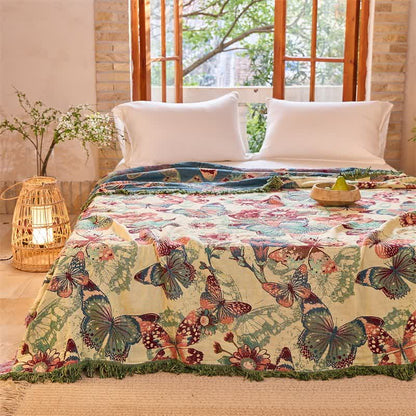 Verzauberte Tagesdecke aus Musselin mit Schmetterlings- und Blumenmuster - image 2