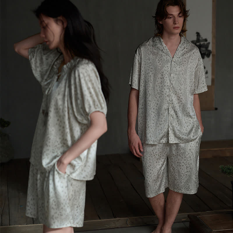 Seidensatin-Loungewear-Set für Sie und Ihn - image 2