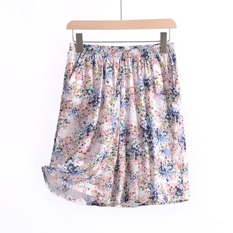 Sommerliche Lounge-Shorts aus Baumwolle mit Blumenmuster und gerafftem Bund - image 4
