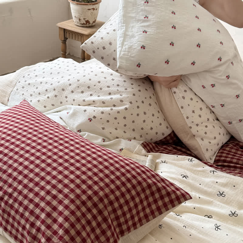 Bettwäsche-Set aus weicher, kuscheliger, weicher Baumwolle mit Kirsch-Gingham-Muster - image 5