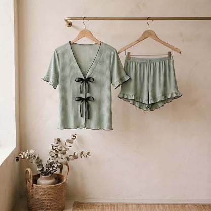 Loungewear-Set in Rosa mit Schleifendetail und Rüschensaum - Dunkelseegrün - L - image 0