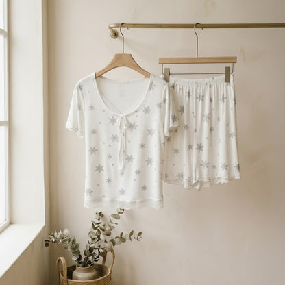 Loungewear-Set mit elfenbeinfarbenen Streifen und Spitzenbesatz - Weiß - XL - image 0