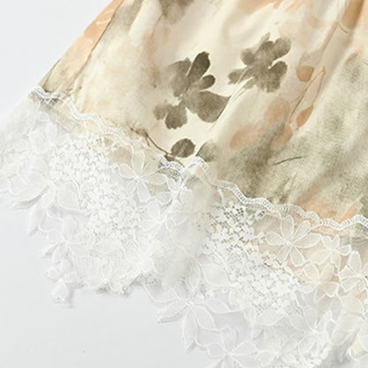 Beige Lounge-Set mit Camisole-Top und floraler Spitze - image 6