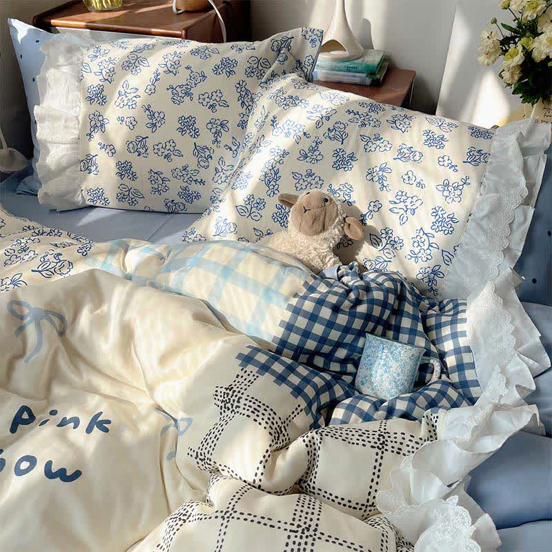 Bettwäsche-Set aus Baumwollgaze mit Rüschen und floralem Patchwork-Muster in Nebelblau - image 3
