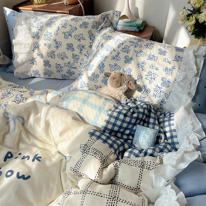 Bettwäsche-Set aus Baumwollgaze mit Rüschen und floralem Patchwork-Muster in Nebelblau - image 3