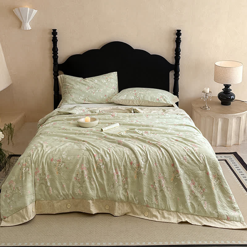 Patchworkdecke aus Baumwoll-Leinen mit Blumenmuster und Knopfleiste - image 1