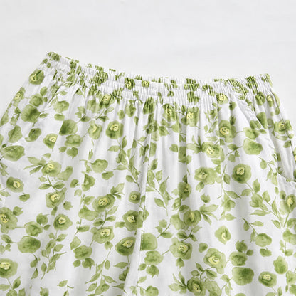 Sommerliche Lounge-Shorts aus Baumwolle mit Blumenmuster - image 1