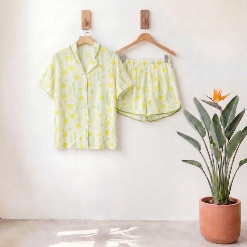 Pyjama-Set aus Satin mit Narzissenmuster und kurzen Ärmeln - Honigmelone - XL - image 0