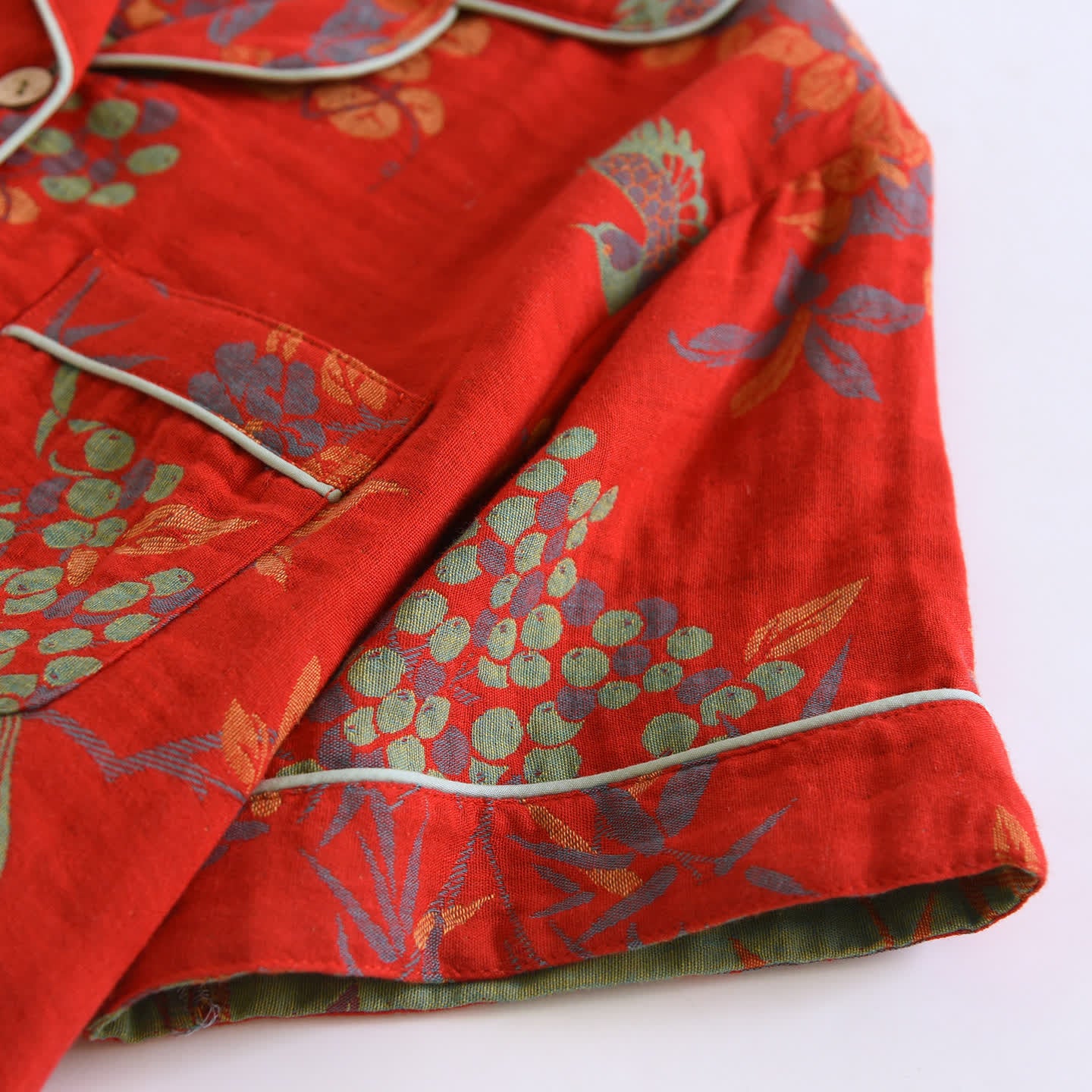 Vintage Loungewear-Set aus Baumwolle mit Vogel- und Blumenmuster - image 8