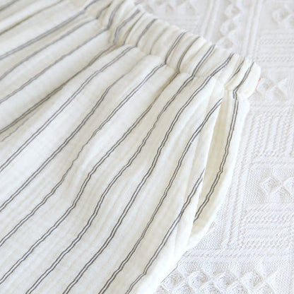Lässiges Sommer-Loungewear-Set mit Streifen und Camp-Kragen - image 13
