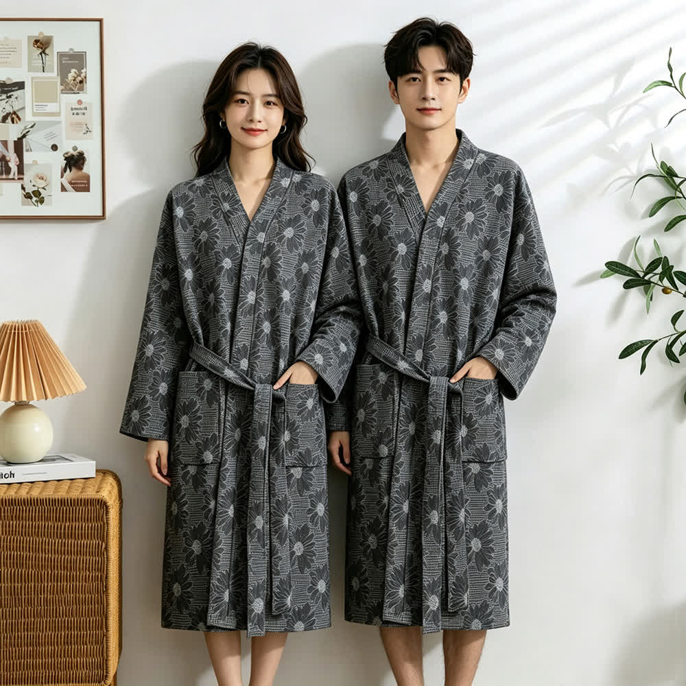 Kimono-Bademantel aus Baumwolle mit Sonnenblumenmuster und Waffelmuster - image 12