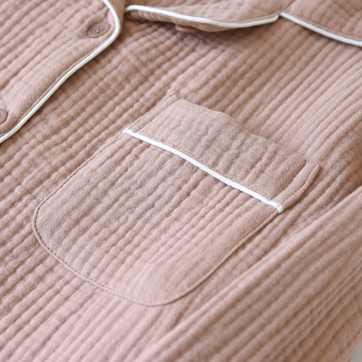 Loungewear-Set aus Baumwollgaze mit Kontrastbesatz - image 7