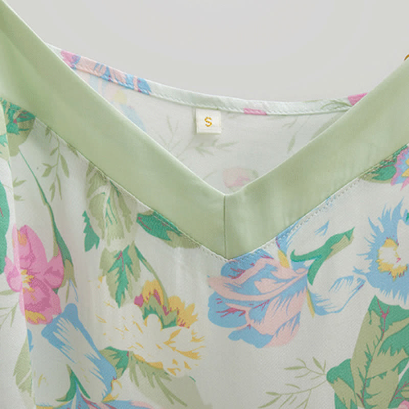 Loungewear-Set aus mintfarbenem Satin-Top und Shorts - image 2