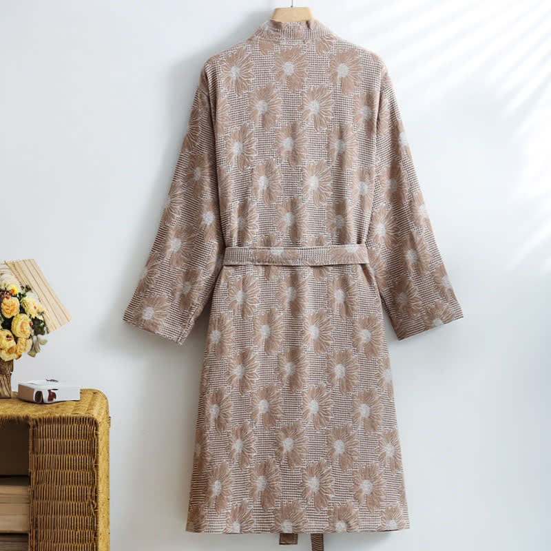Kimono-Bademantel aus Baumwolle mit Sonnenblumenmuster und Waffelmuster - image 9
