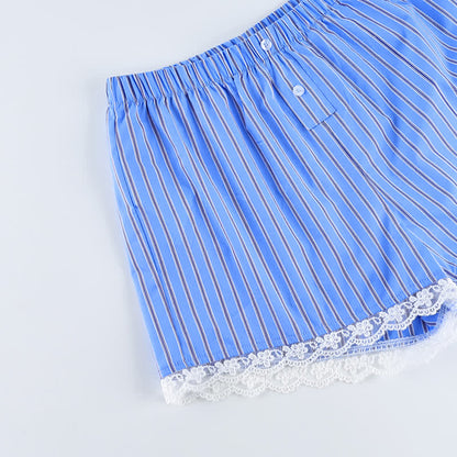 Loungewear-Set aus blau-weiß gestreiften Baumwoll-Cami-Shorts mit Spitze - image 4