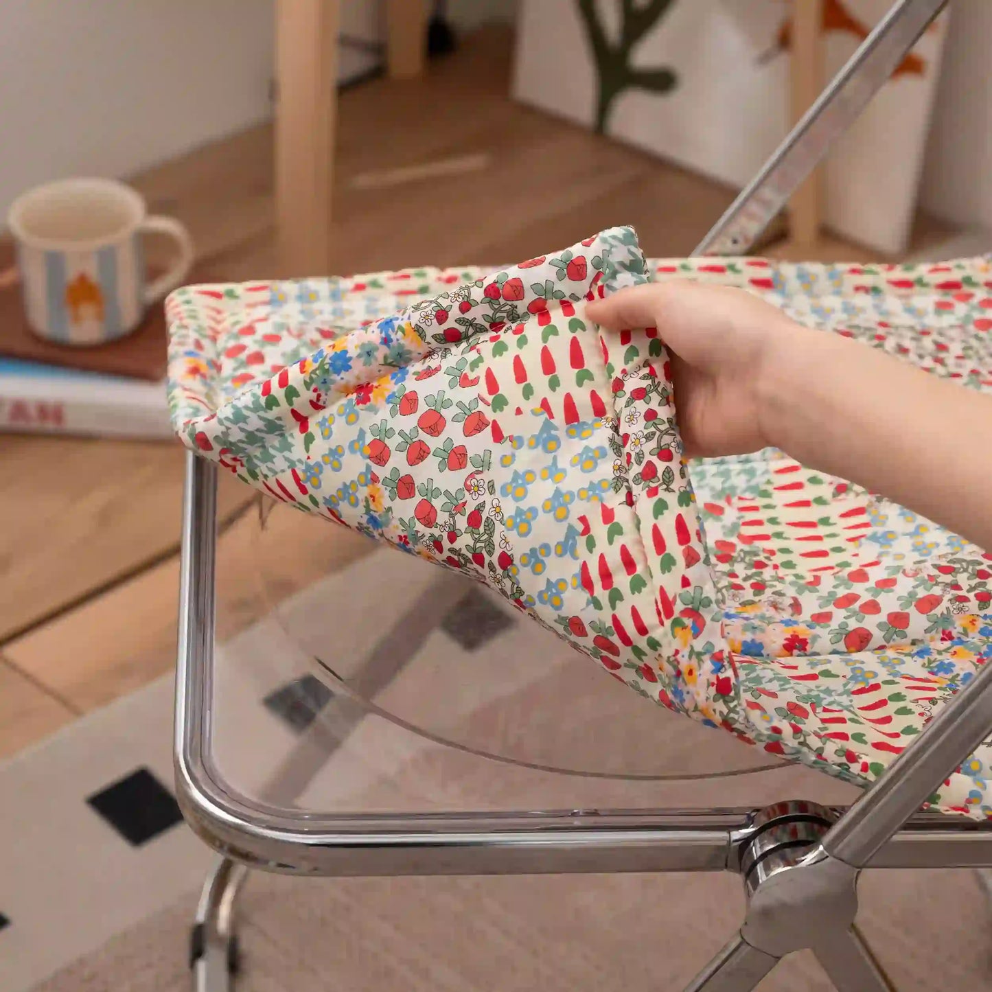 Stuhlkissen mit floralem Patchwork-Muster im Landhausstil - image 4