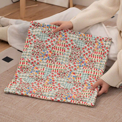 Stuhlkissen mit floralem Patchwork-Muster im Landhausstil - image 3