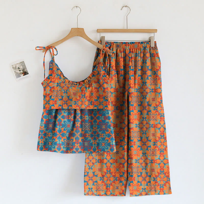 Boho-Pyjama-Set mit Blumenmuster und Bindeband - image 1