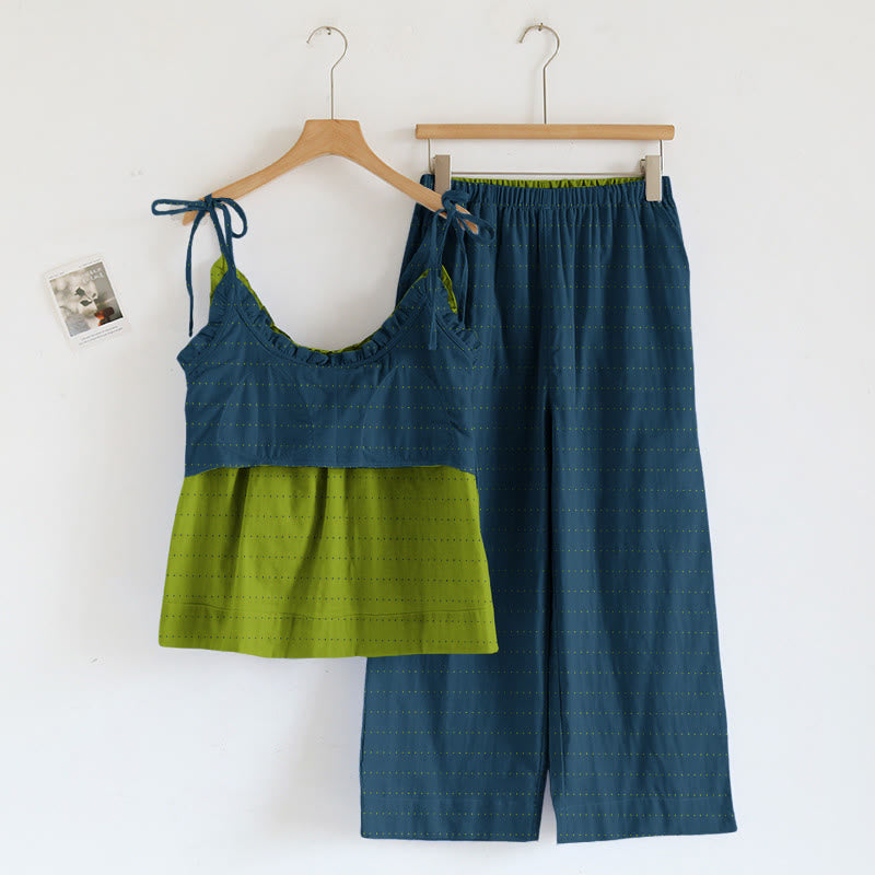 Lounge-Set aus strukturiertem, einfarbigem Camisole und Hose - image 9