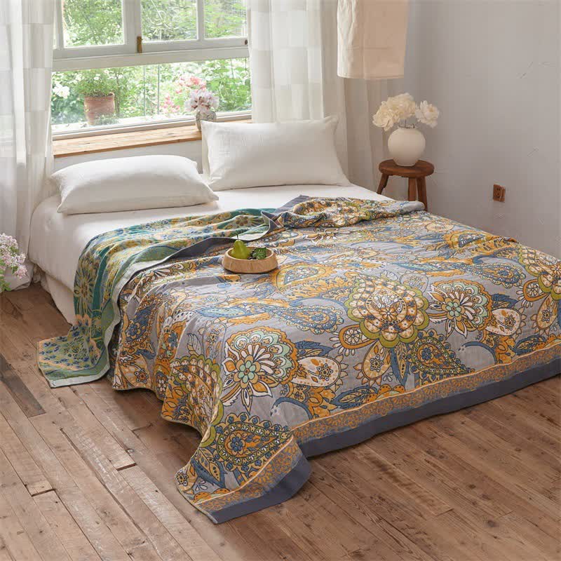 Doppelseitige, kunstvoll bedruckte Musselindecke mit Paisley-Muster - image 1
