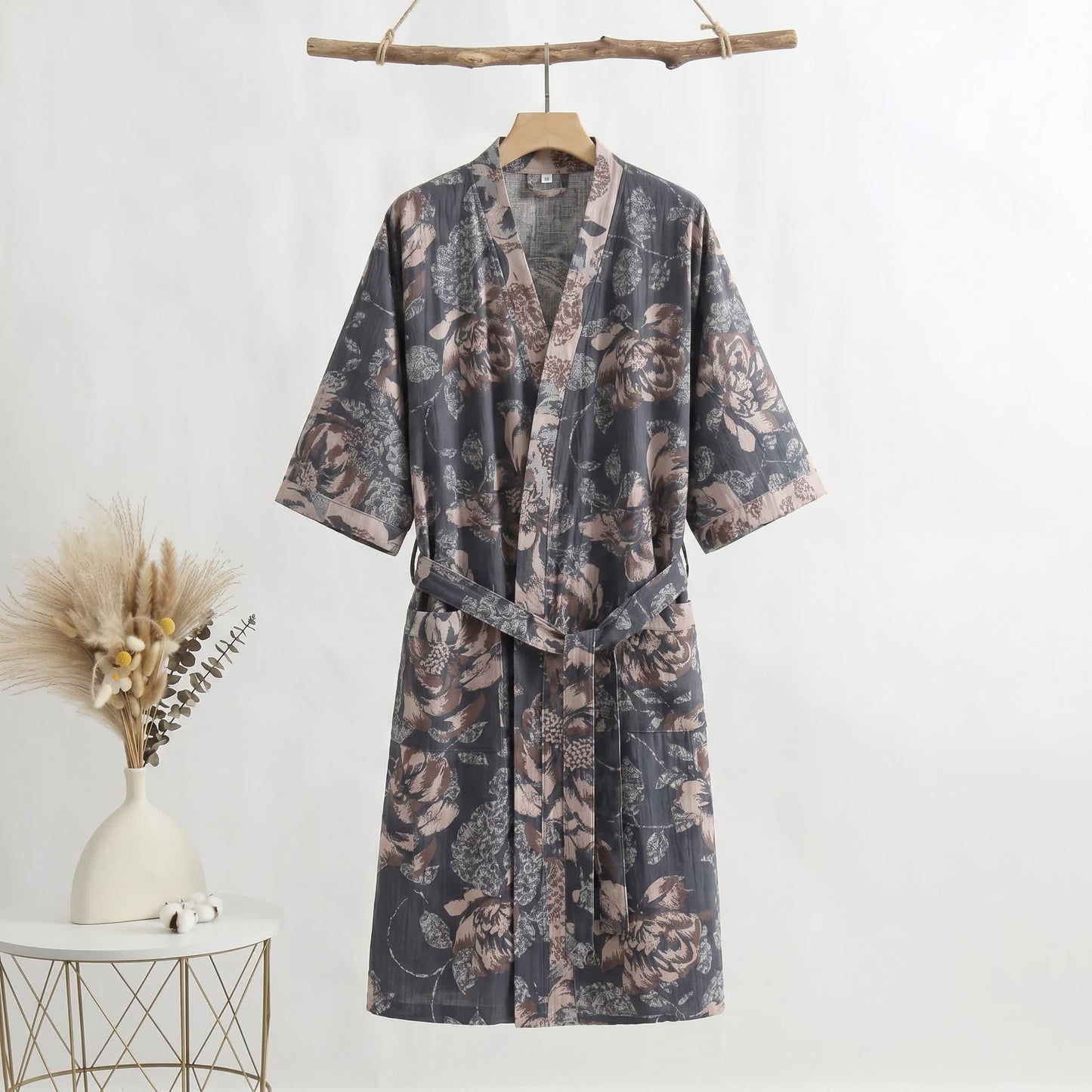 Kimono-Bademantel aus floralem Gaze mit Dreiviertelärmeln - Schwarz - XL - image 0