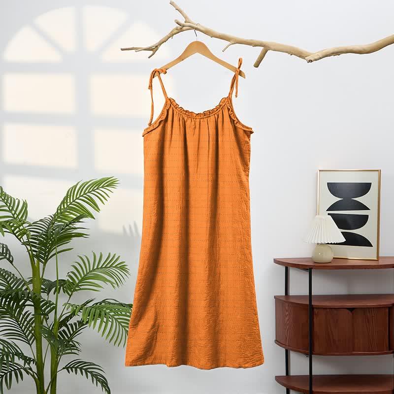 Sonnengewaschenes, einfarbiges Loungekleid mit Bindebändern - image 1