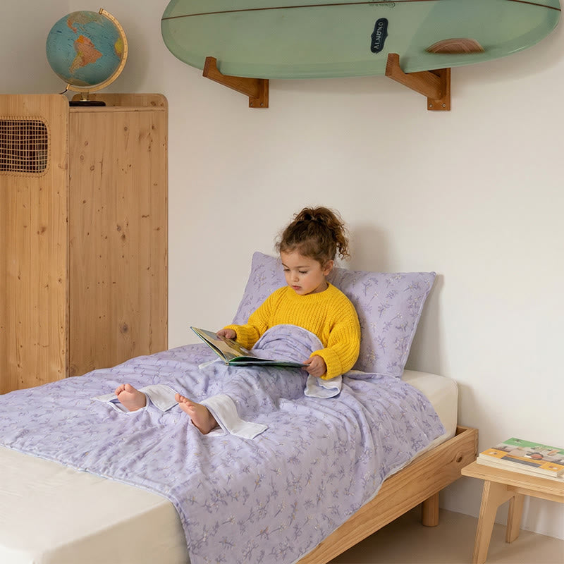 Gesteppte Babydecke aus Baumwolle mit Lavendelblütenmuster - image 3