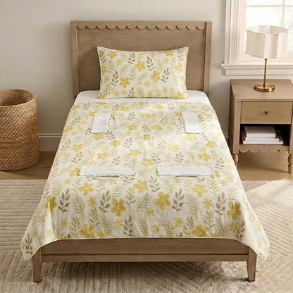 Gelbe Babydecke aus Baumwolle mit Blumenmuster - image 2