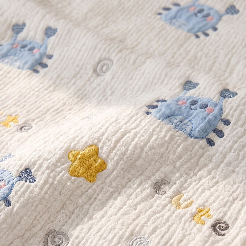 Babydecke mit blauem Krabbenmuster aus Lyocell, gesteppt - image 4