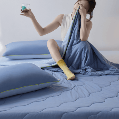 Doppelseitige, kühlende, leichte Sommerdecke - Staubiges Blau - 79" × 91" - image 4