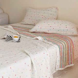Cremefarbene, leichte Steppdecke aus gewaschenem Lyocell mit Konfetti-Punkten. - Mehrfarbig - 79" × 91" - 3-teiliges Bettwäscheset - image 0