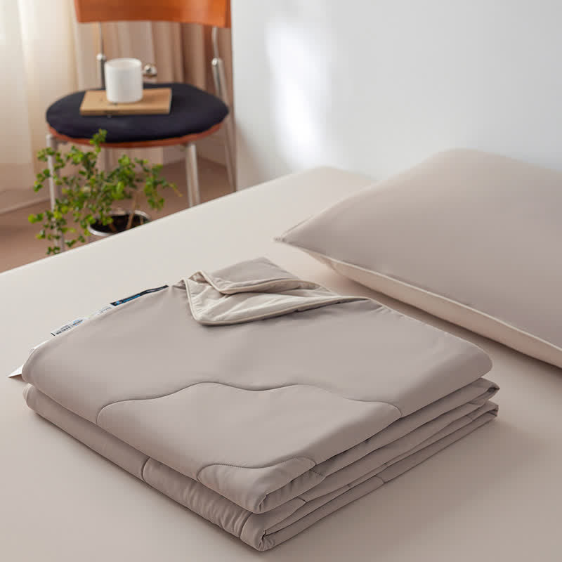 Doppelseitige, kühlende, leichte Sommerdecke - Latte Beige - 79" × 91" - image 25