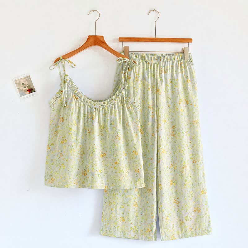 Loungewear-Set mit zartem Blumenmuster und Trägern - image 7