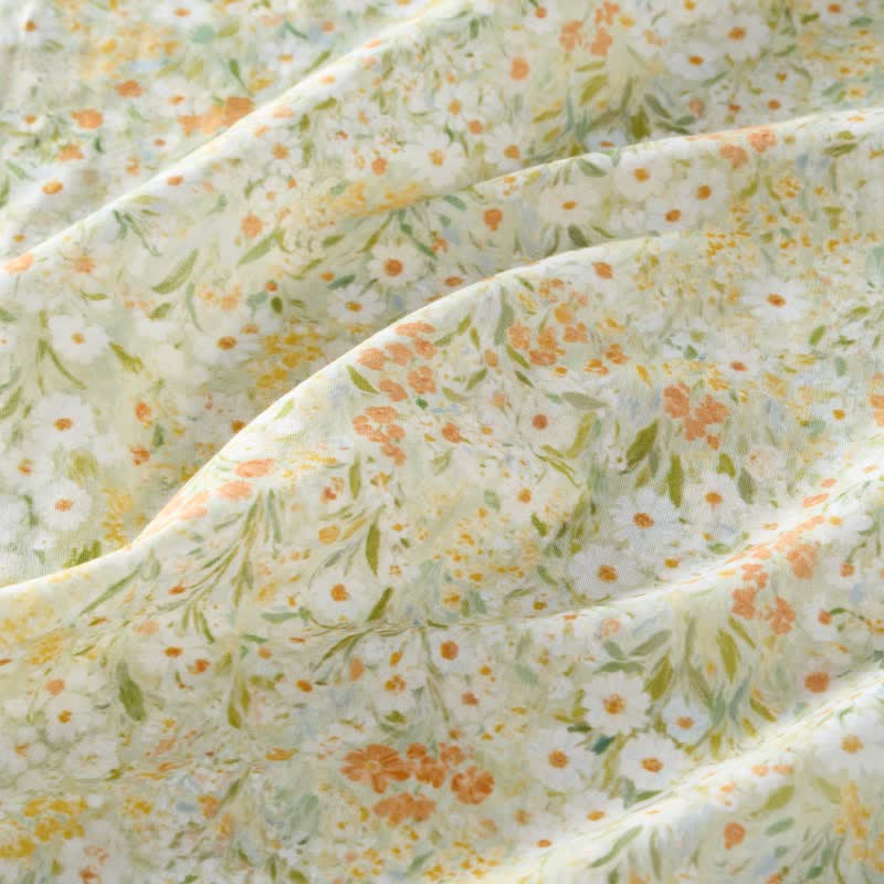 Loungewear-Set mit zartem Blumenmuster und Trägern - image 9