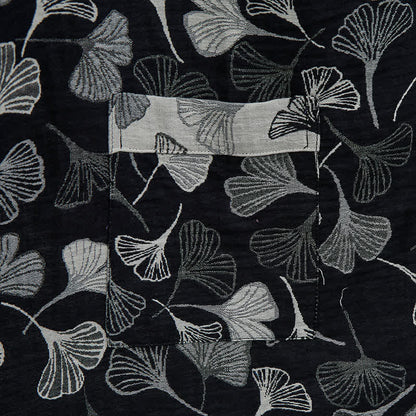 Kimono-Bademantel aus Baumwolle mit schwarzem und weißem Ginkgoblattmuster - image 5