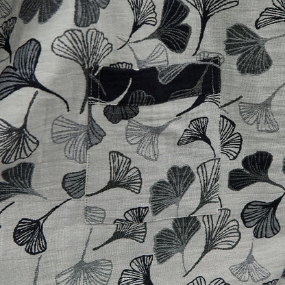 Kimono-Bademantel aus Baumwolle mit schwarzem und weißem Ginkgoblattmuster - image 12