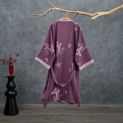 Kimono-Bademantel aus doppellagigem Baumwoll-Doppelgaze mit Schmetterlingsmotiv - image 1