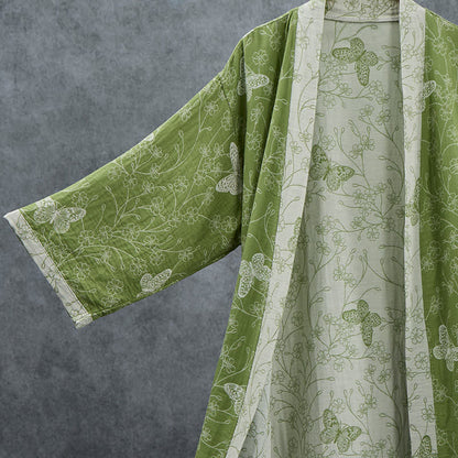 Kimono-Bademantel mit botanischem Schmetterlingsmotiv in Olivgrün - image 2