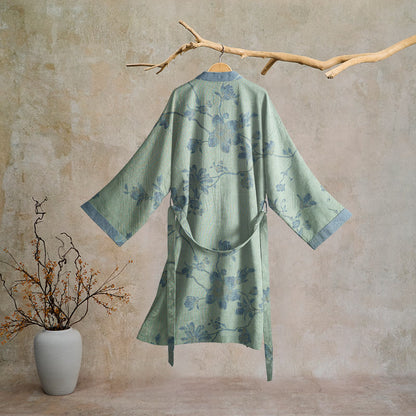 Kimono-Bademantel aus Baumwolle, salbeiblau mit Blumenmuster - image 6