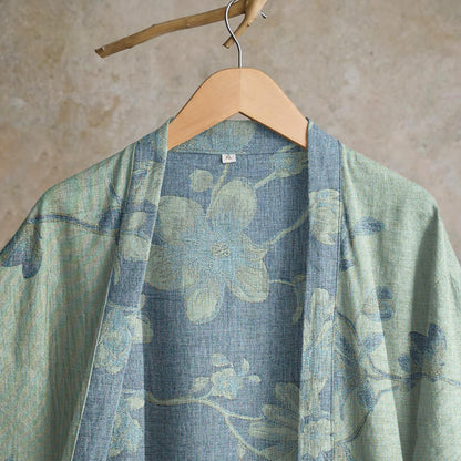 Kimono-Bademantel aus Baumwolle, salbeiblau mit Blumenmuster - image 8