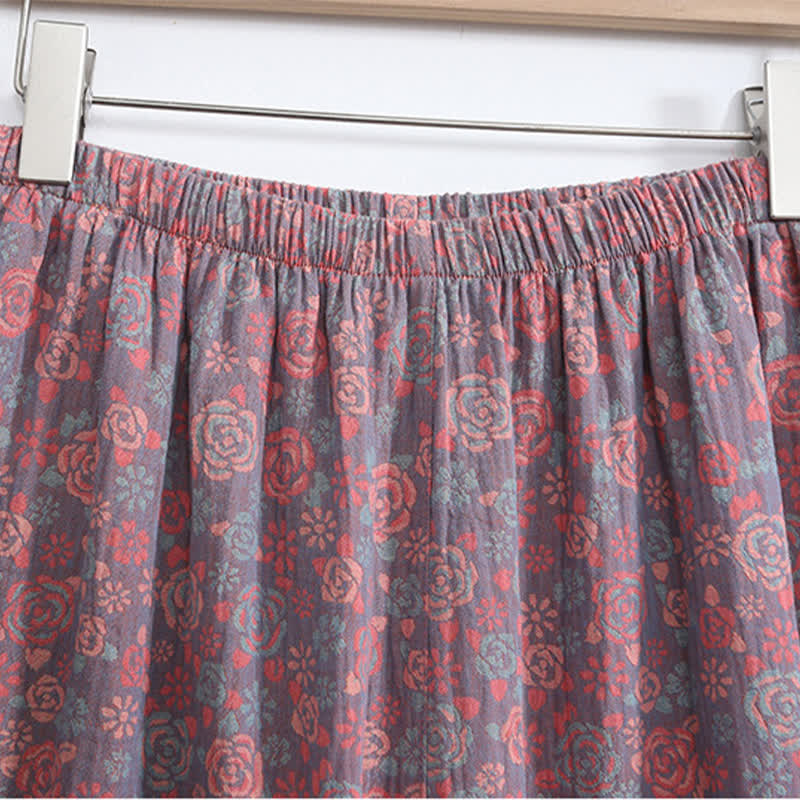 Loungewear-Set in Übergröße mit Rüschenbesatz, kurze Caprihose - image 14