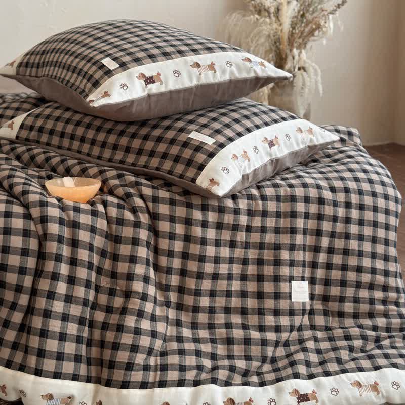 Gemütliche khakifarbene Vichy-Steppdecke mit Welpenstickerei - Braun - Tagesdecke mit 2 Kissenbezügen - Königin - image 4