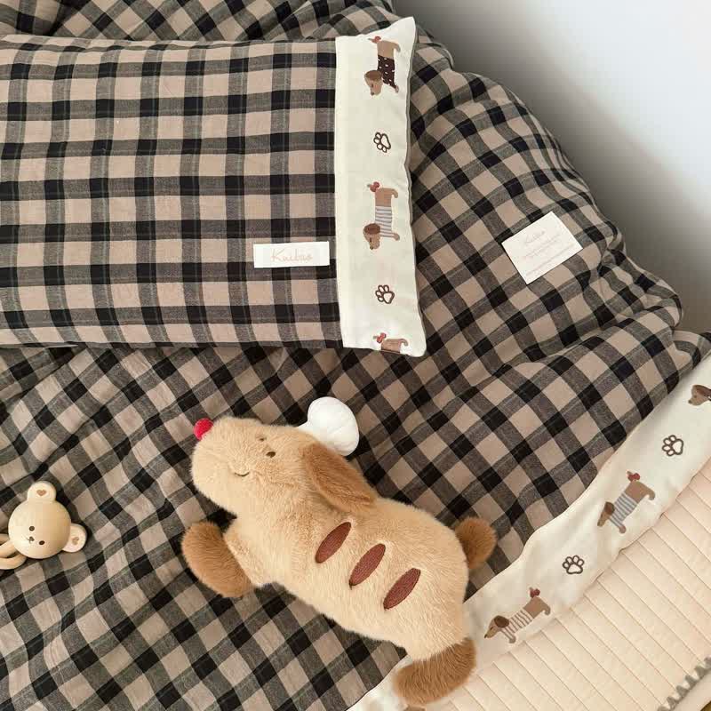 Gemütliche khakifarbene Vichy-Steppdecke mit Welpenstickerei - Braun - 2 Kissenbezüge - 19" × 29" - image 5