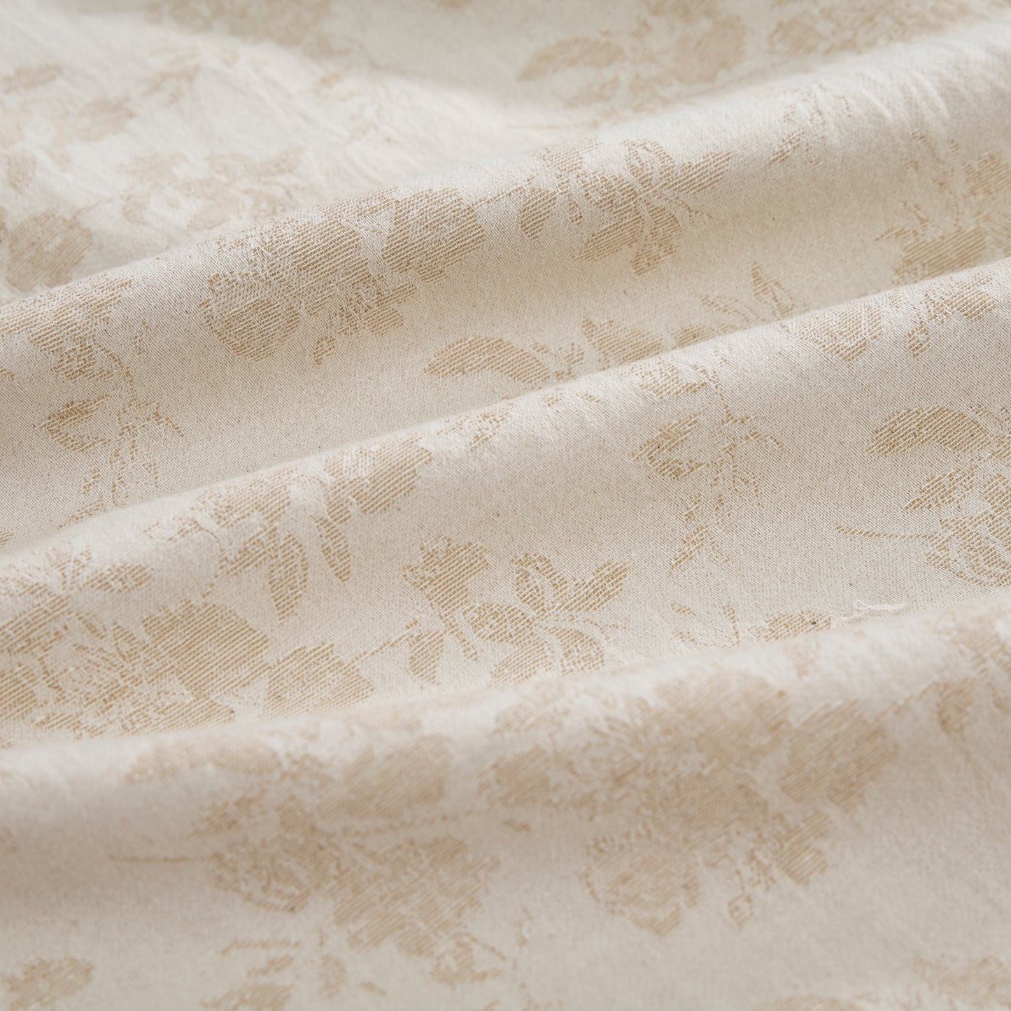 Beiges Nachthemd aus Baumwolle mit Retro-Blumenmuster - image 5
