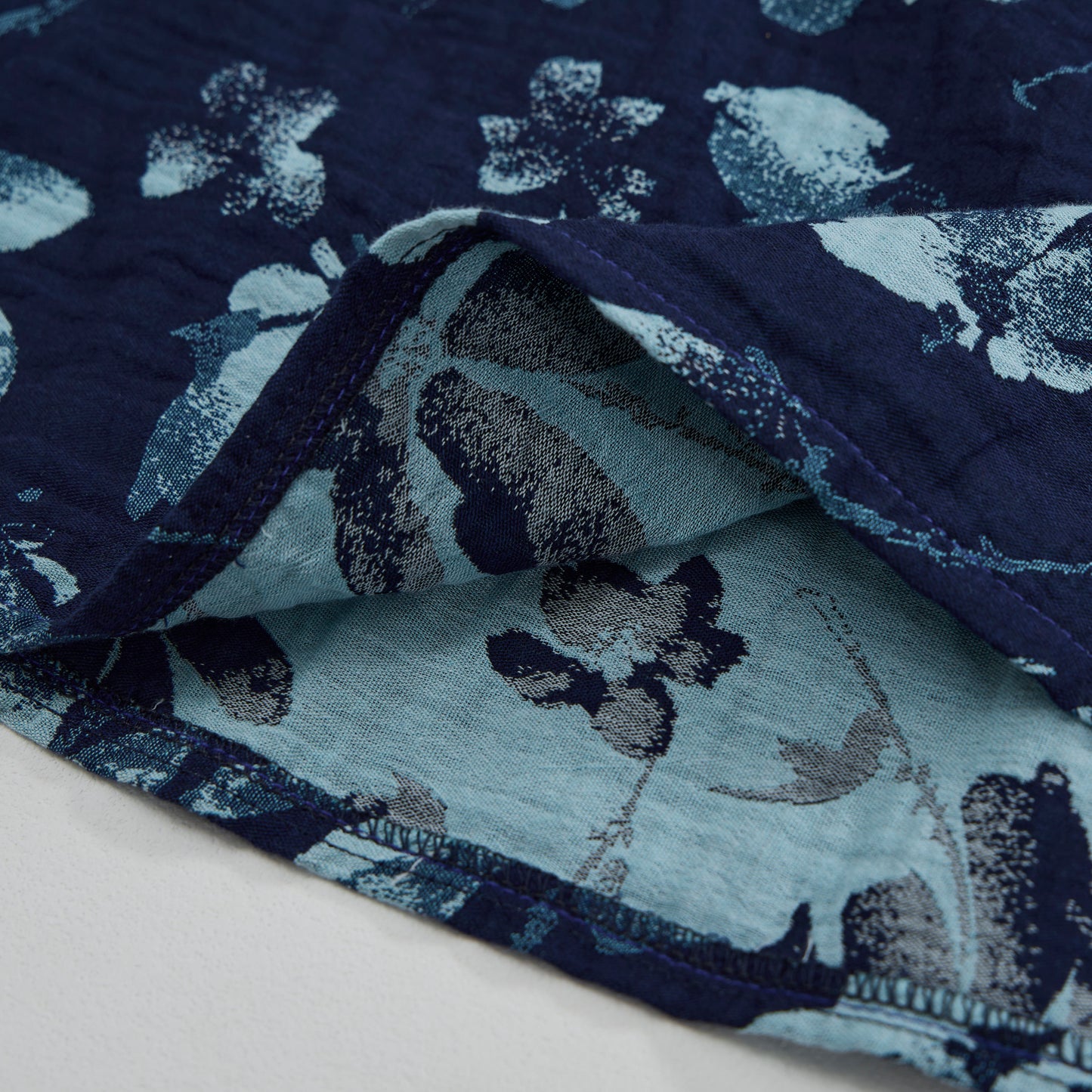 Retro-Loungewear-Set aus marineblauem Baumwoll-Tanktop mit Blumenmuster - image 4