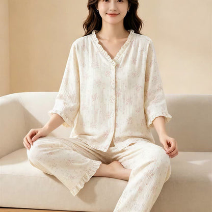 Refresh Loungewear-Set aus Baumwollgaze mit Rüschen und floralem Muster - image 3