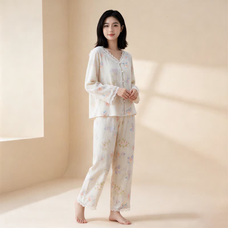 Romantisches Lounge-Set aus Baumwollgaze mit Blumenmuster - image 1