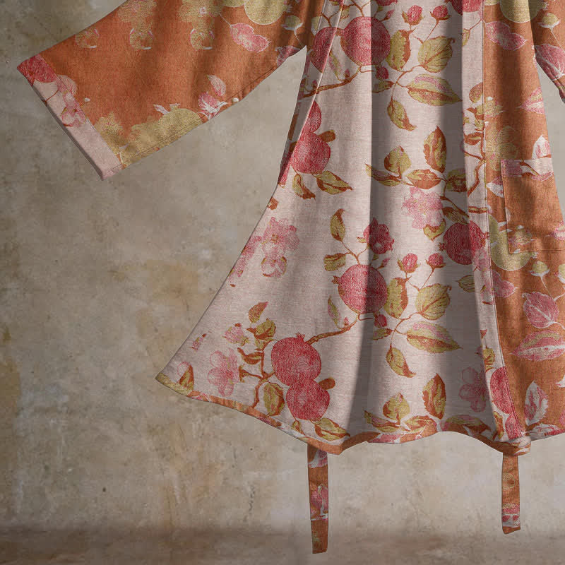 Kimono-Bademantel aus Baumwolle mit botanischem Granatapfelmuster - image 4