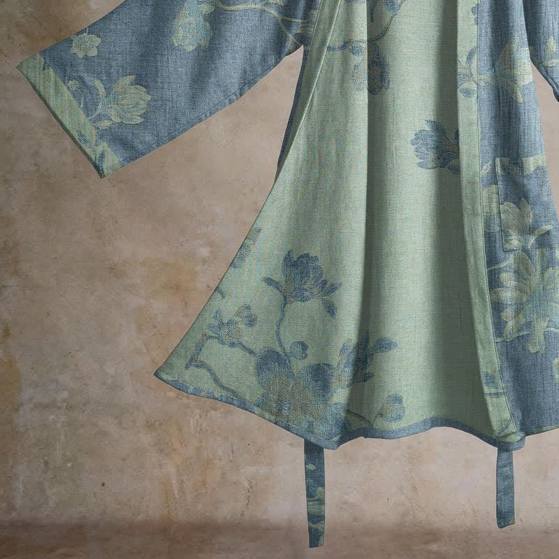 Kimono-Bademantel aus Baumwolle, salbeiblau mit Blumenmuster - image 4